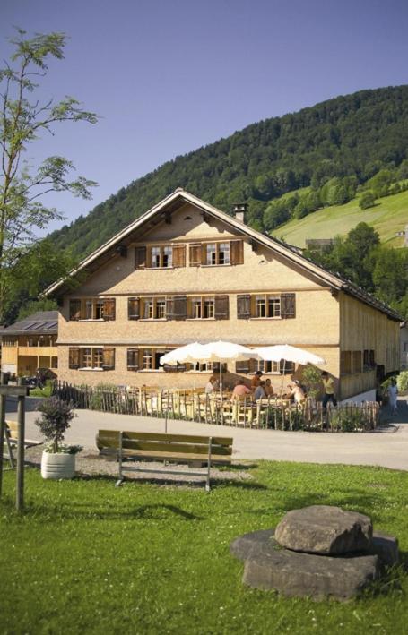 Hotel Naze'S Hus Mellau Exterior foto
